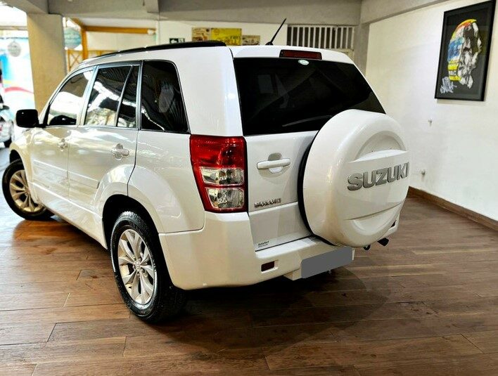 SUZUKI GRAND VITARA 2.0 4X2 16V GASOLINA 4P AUTOMÁTICO ANO 2013 COR BRANCO