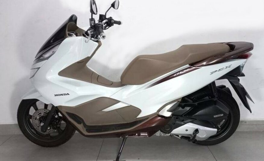 HONDA PCX DLX